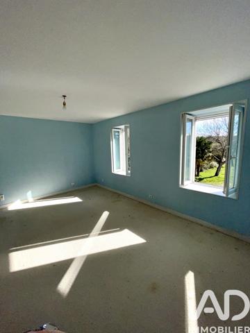 Maison à vendre 7 pièces 244 m² Salles-d'Angles