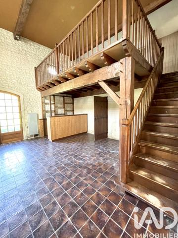 Maison à vendre 7 pièces 244 m² Salles-d'Angles