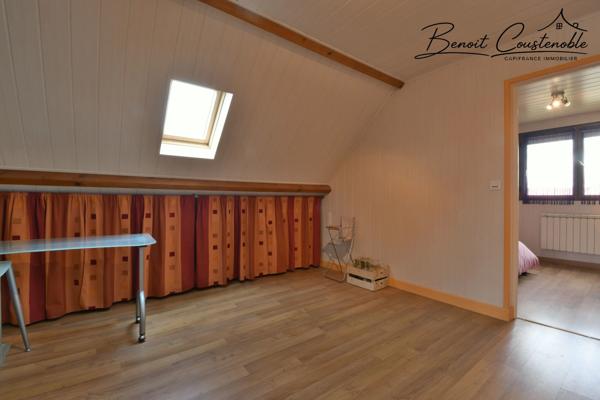 Venoy - Maison 103 m² - 4 chambres - Sous-sol total - Garage indépendant - Terrain 739 m²