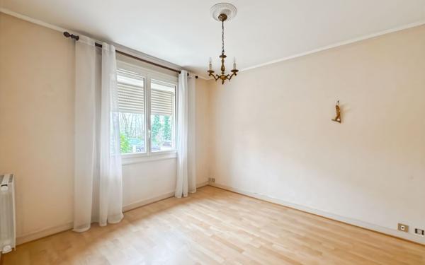 Maison à vendre    6 pièces • 107,32 m2 Trélissac