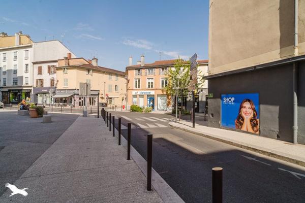 Appartement à vendre |  Oullins |  2 pièces | 31 m²