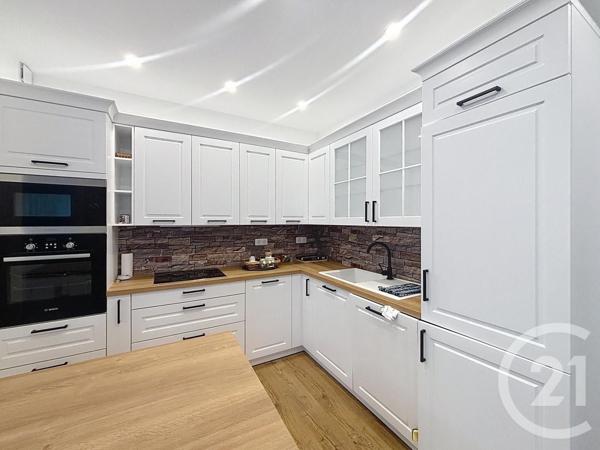 Appartement F3 à vendre  3 pièces - 75,57 m2 MONTEREAU FAULT YONNE - 77