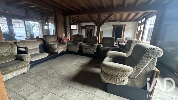Immeuble à vendre 868 m² Dordives