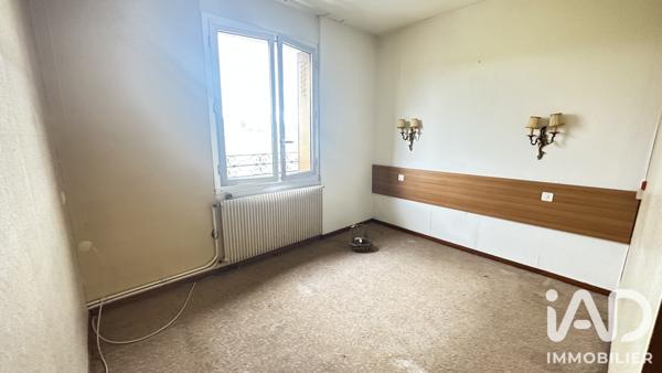 Immeuble à vendre 868 m² Dordives