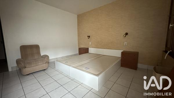 Immeuble à vendre 868 m² Dordives