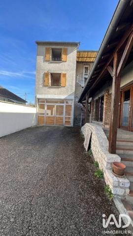 Immeuble à vendre 868 m² Dordives