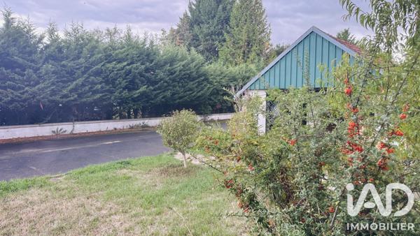 Immeuble à vendre 868 m² Dordives