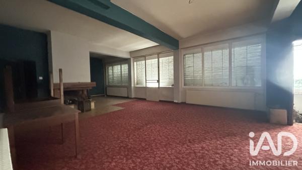 Immeuble à vendre 868 m² Dordives