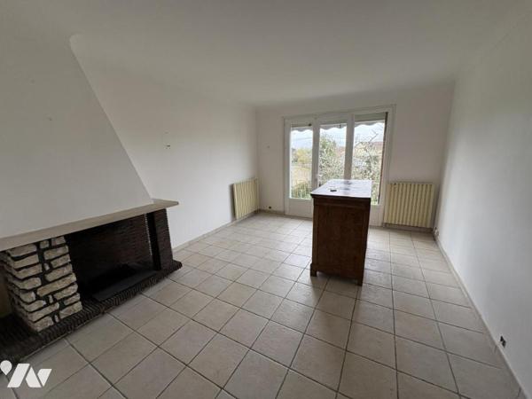 NIORT ST LIGUAIRE, pavillon sur sous-sol de 128 m² 5 chambres 