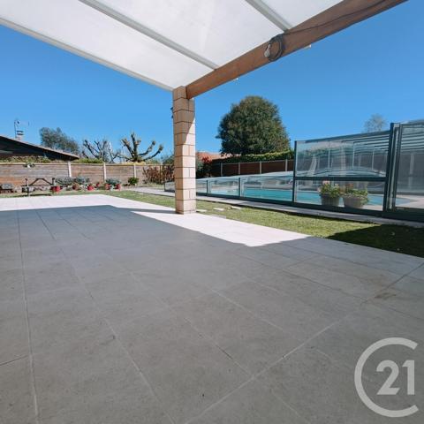 Maison à vendre  5 pièces - 135,40 m 2   ST LOUBES  - 33