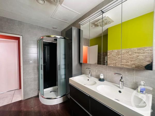 Maison à vendre  5 pièces - 135,40 m 2   ST LOUBES  - 33