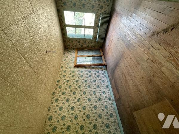 2025-00233 AGREABLE MAISON DE VILLAGE SUR SOUS-SOL - CREUE