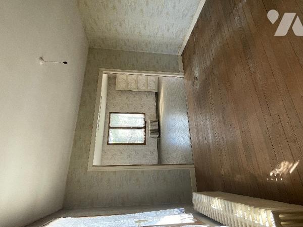 2025-00233 AGREABLE MAISON DE VILLAGE SUR SOUS-SOL - CREUE