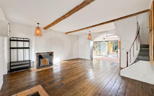 Maison à vendre    5 pièces •  La Crau