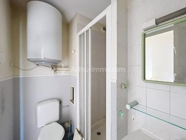 Location                                                      Appartement
                        
                     1 pièces                      25 m2                     à Clermont-Ferrand