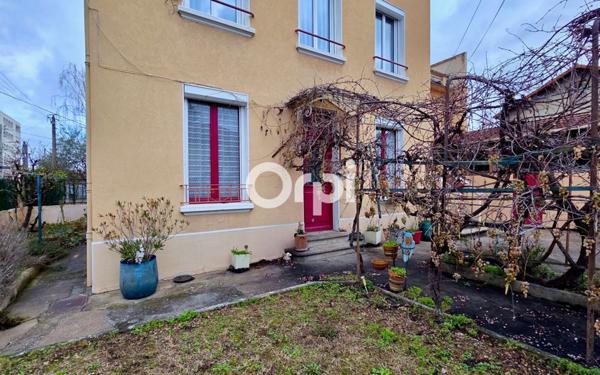 Appartement à vendre    3 pièces • 54,77 m2 Lyon 8