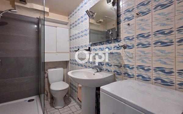 Appartement à vendre    3 pièces • 54,77 m2 Lyon 8