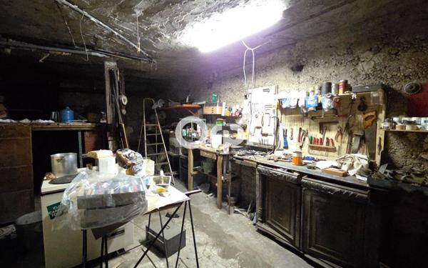 Appartement à vendre    3 pièces • 54,77 m2 Lyon 8