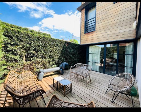 Maison contemporaine de 105m2- Calme absolu- Garage-Rooftop