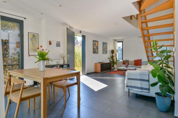 Maison contemporaine de 105m2- Calme absolu- Garage-Rooftop