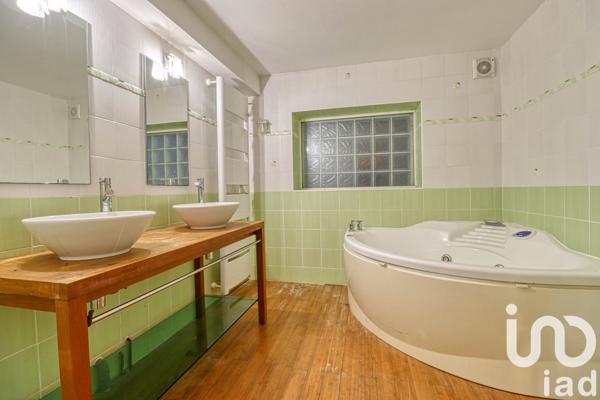 Maison à vendre 9 pièces 217 m² Montmorency