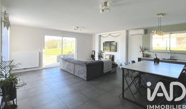 Maison à vendre 5 pièces 121 m² Saint-Martin-la-Pallu