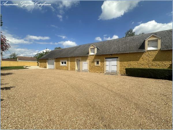 Propriété: maison de 120 m², 3 chambres, 150 m² de dépendances, terrain clos 2810 m² à 8 min de Chartres
