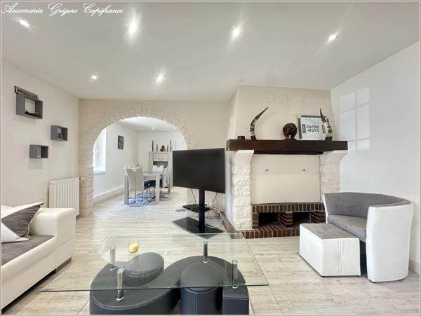 Propriété: maison de 120 m², 3 chambres, 150 m² de dépendances, terrain clos 2810 m² à 8 min de Chartres