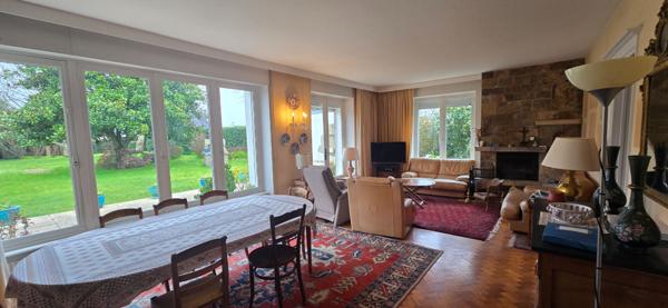 PLEUVEN , côté Fouesnant, Maison familiale 11pièces sur 2333m² de terrain