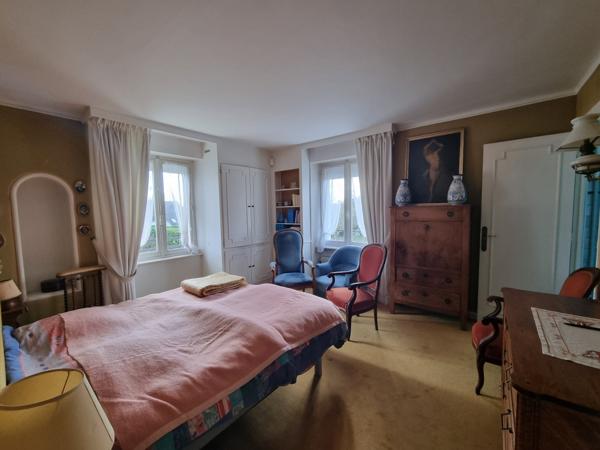 PLEUVEN , côté Fouesnant, Maison familiale 11pièces sur 2333m² de terrain