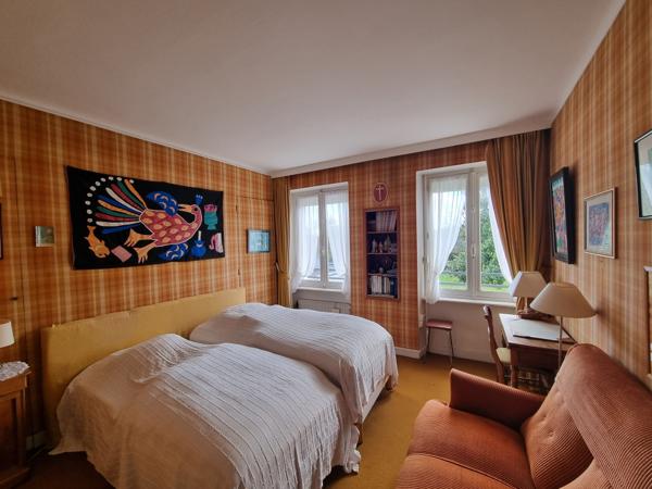 PLEUVEN , côté Fouesnant, Maison familiale 11pièces sur 2333m² de terrain