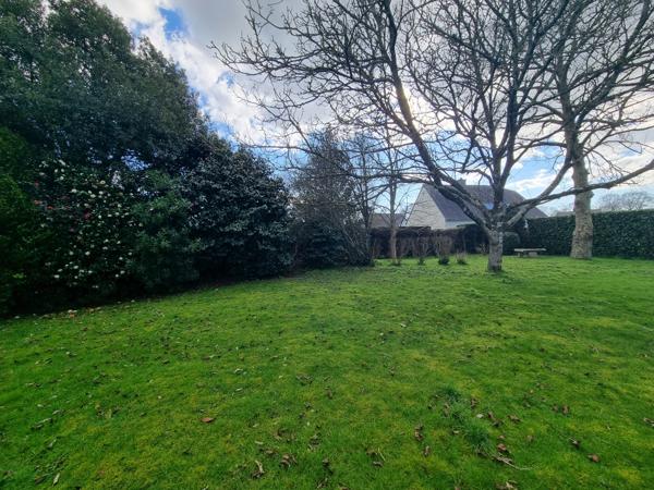 PLEUVEN , côté Fouesnant, Maison familiale 11pièces sur 2333m² de terrain