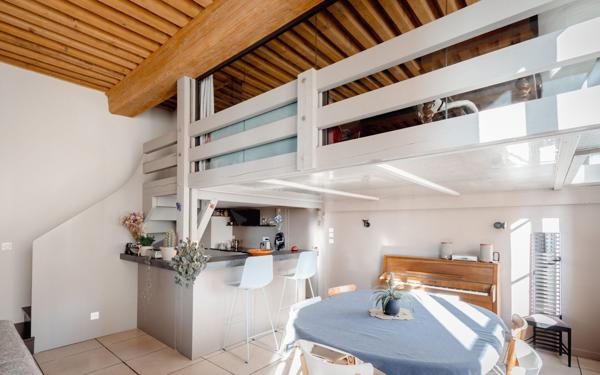 Appartement à vendre    3 pièces • 75,20 m2 Lyon 4