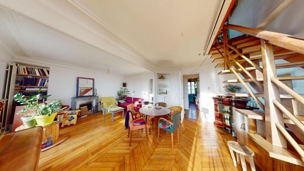Beau duplex atypique de 4 pièces au 5ème et dernier étage