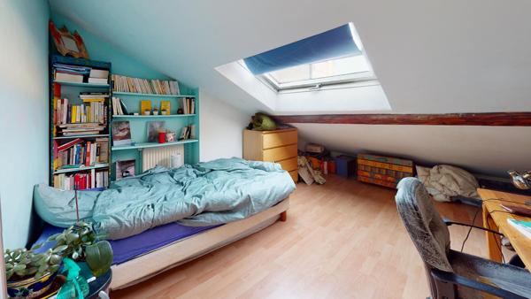 Beau duplex atypique de 4 pièces au 5ème et dernier étage