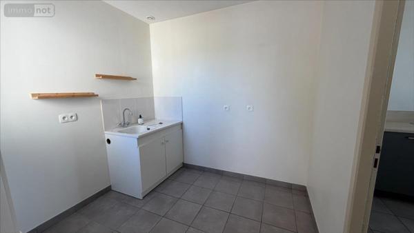 Maison individuelle à vendre à Niort dans les Deux-Sèvres (79000), ref : 79066-1094210