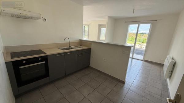 Maison individuelle à vendre à Niort dans les Deux-Sèvres (79000), ref : 79066-1094210
