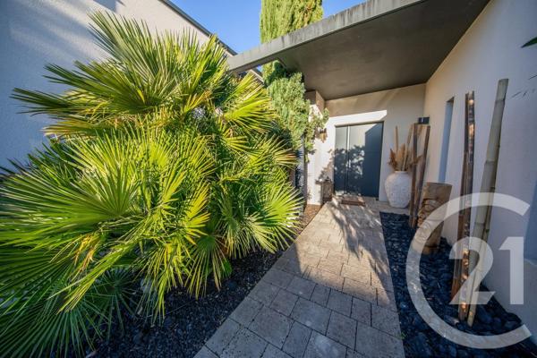 Maison à vendre  7 pièces - 198,44 m 2   ST MEDARD EN JALLES  - 33