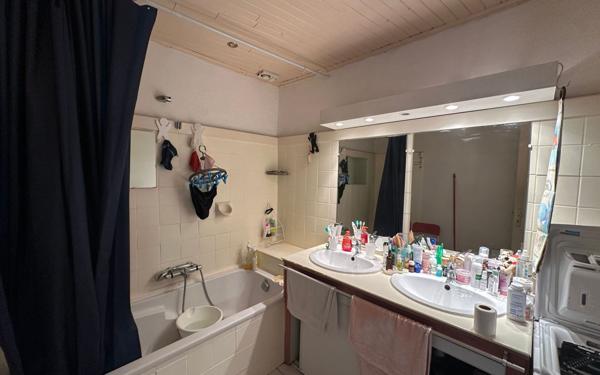 Maison à vendre    3 pièces • 59 m2 Preixan