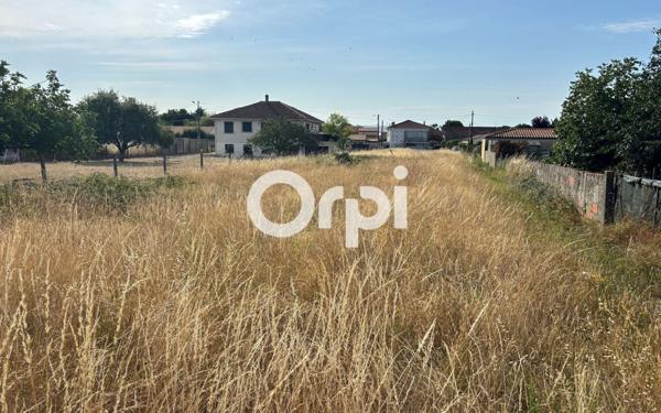 Terrain à vendre    Étaules