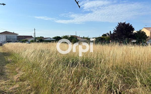 Terrain à vendre    Étaules