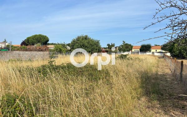 Terrain à vendre    Étaules