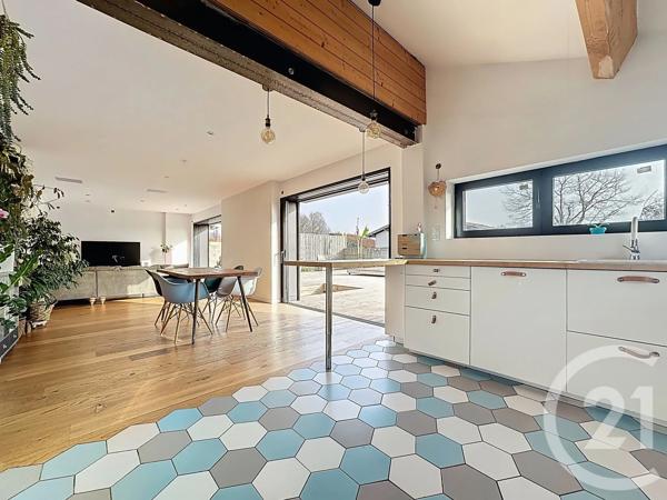 Maison à vendre  4 pièces - 121,57 m 2   GUJAN MESTRAS  - 33