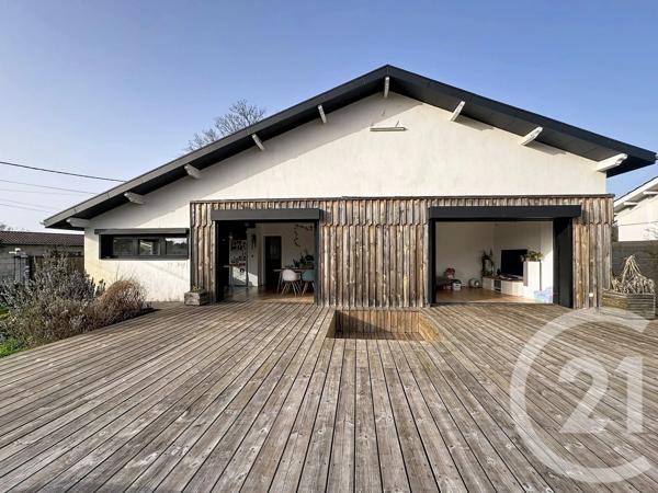 Maison à vendre  4 pièces - 121,57 m 2   GUJAN MESTRAS  - 33