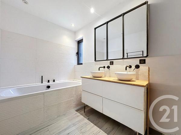 Maison à vendre  4 pièces - 121,57 m 2   GUJAN MESTRAS  - 33