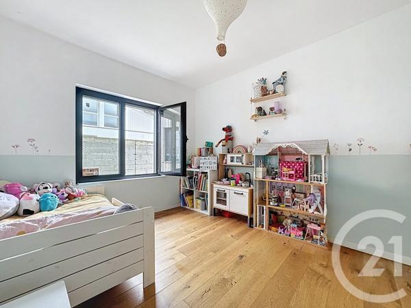 Maison à vendre  4 pièces - 121,57 m 2   GUJAN MESTRAS  - 33