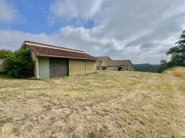 Ancienne ferme avec grange, dépendances et piscine Castelnaud-de-Gratecambe (47290)