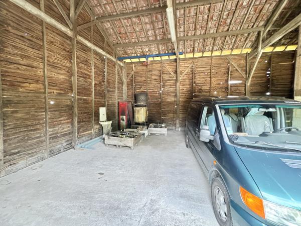 Ancienne ferme avec grange, dépendances et piscine Castelnaud-de-Gratecambe (47290)