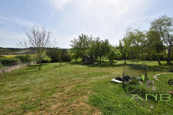 🏡  Maison en pierre avec dépendances – Ronsenac (Charente)