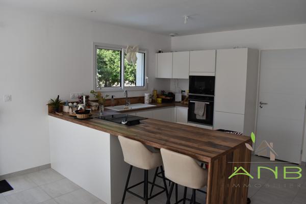 Maison neuve climatisée et de plain pied proche Angoulême